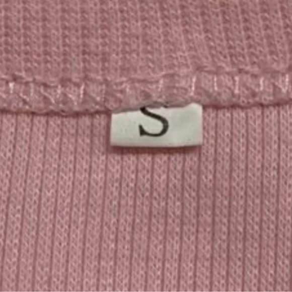 Pink Ribbed Sleeveless Crop Top, size small - Picture 3 of 5